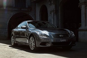 英菲尼迪Q60S