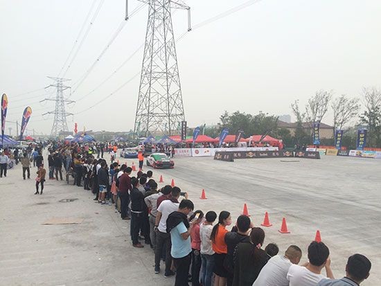 2015中国汽车漂移锦标赛新星赛郑州举行