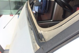 汽车玻璃安装质量问题