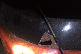 比亚迪G3的车身锈蚀厉害，车尾部从里面绣烂了个大洞