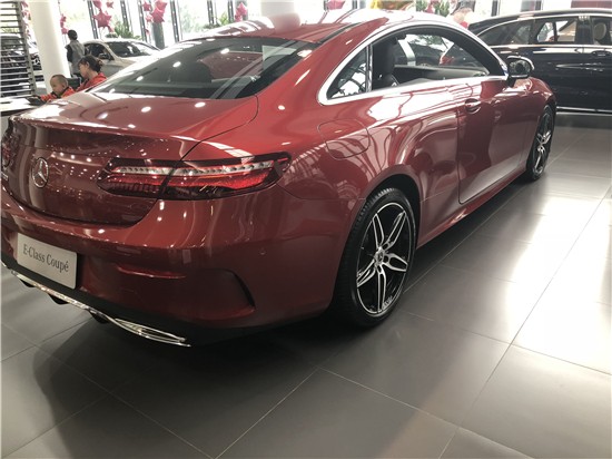 2 电议 实拍奔驰e coupe 2017款e300轿跑.