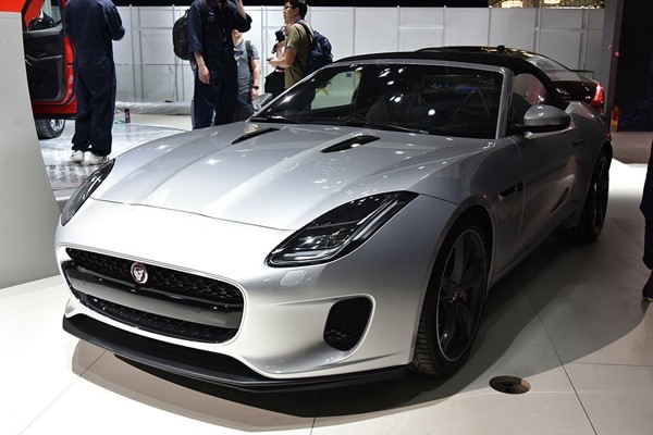 8-203.8万元 捷豹新款f-type上市