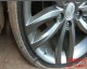 红旗H5行驶时韩泰轮胎爆胎，钢圈受损