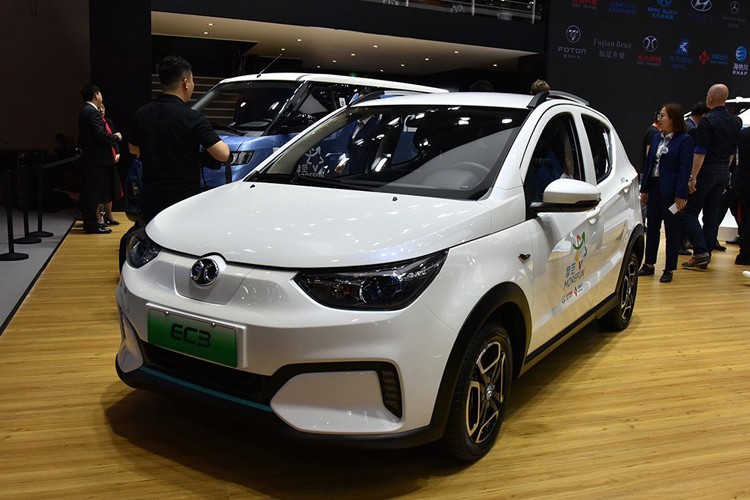 补贴后7.38万起 新款北汽新能源ec3上市