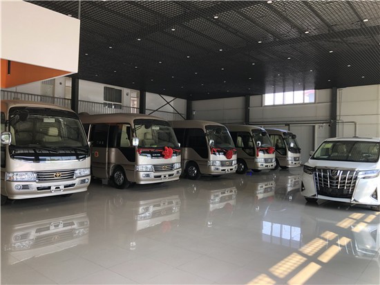 全新2020款丰田考斯特 现车到店实拍