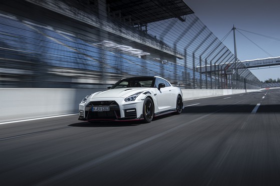 2020款日产GT-R NISMO亮相德国，彰显极致性能