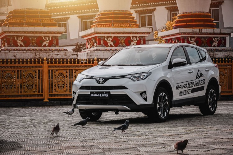 男女通吃的城市SUV，RAV4荣放