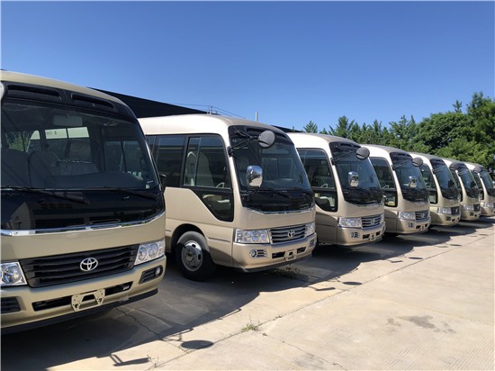 20款豪华版丰田考斯特4.0现车11座降价