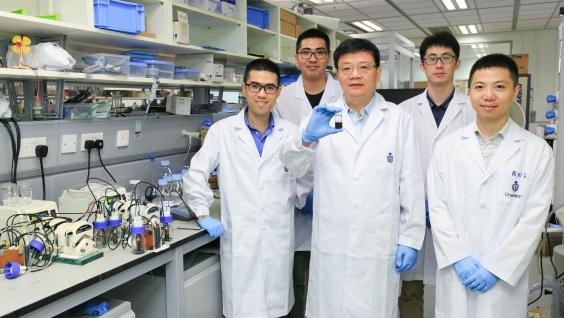 香港科技大學研發電子燃料 可在幾分鐘內給電動汽車充滿電