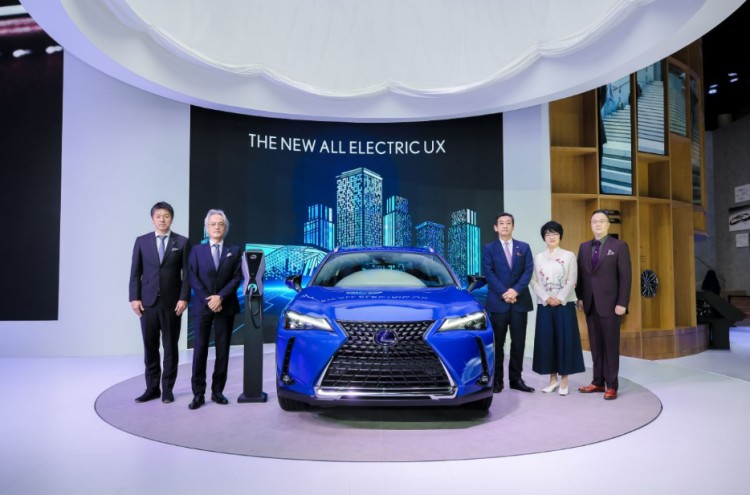 雷克萨斯首款量产纯电动车型 全新雷克萨斯纯电动UX 300e于广州车展全球首发