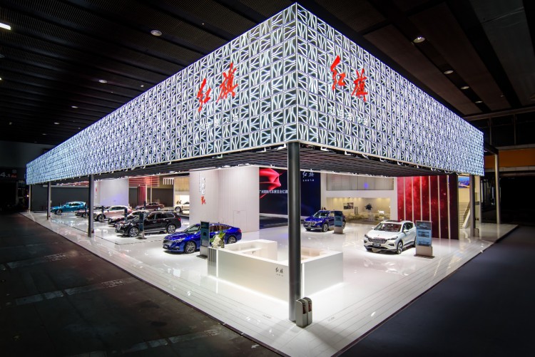 闪耀活力之势 新红旗品牌携家族车型登陆2019广州车展