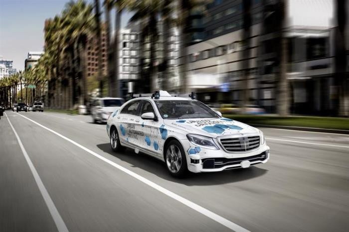 奔馳在美利用S級轎車進行Robotaxi測試