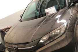 广汽本田缤智车身漏水在4S店维修时车辆被淹