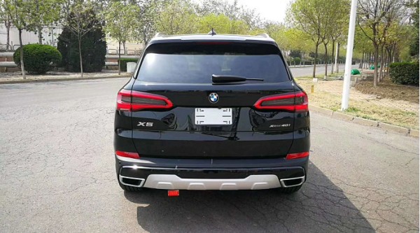2020款宝马x5车展最热suv 享惊喜大礼包