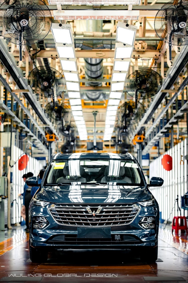 定位大四座家用MPV 五菱凯捷正式下线