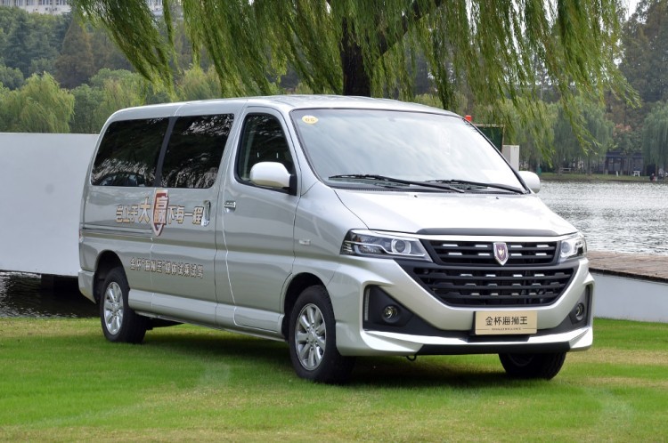 12款車型可選 華晨雷諾金杯海獅王8.49萬起