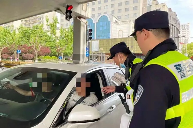 开车好难！新规已正式实施，外牌禁行你慌了吗？