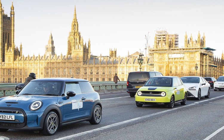 英国汽车行业呼吁政府2030年前建230万根充电桩