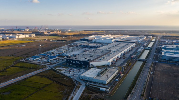 交付期超四个月 传特斯拉上海工厂停产