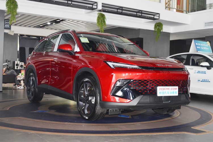 首款搭载鸿蒙系统的燃油车 北京汽车魔方将于7月28日上市