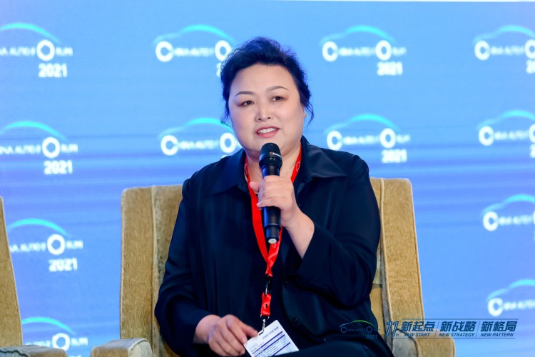 长城汽车：总经理王凤英辞职 提名穆峰为总经理