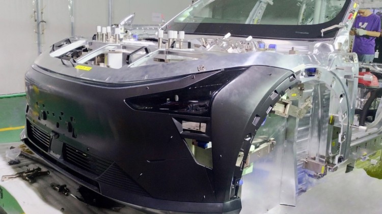 功能主模型CUBING現身 集度汽車機器人ROBO-01再添高質量量產神器