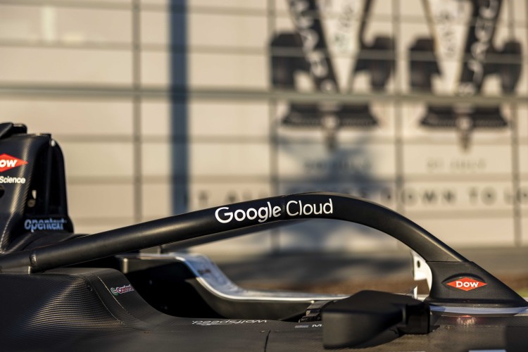 捷豹TCS车队携手云解决方案官方合作伙伴Google Cloud 打造赛场内外性能进阶新模式
