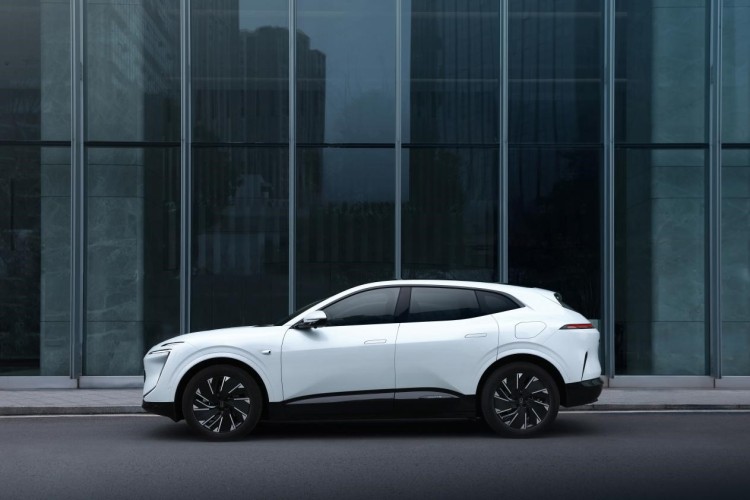 再推限時購車權益，阿維塔07 Pro+定義20萬級華系車價值新標桿